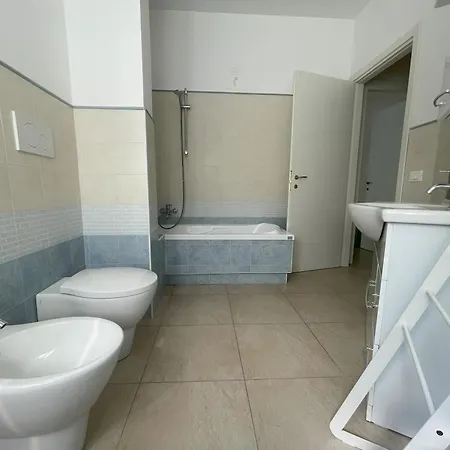 Casa Palli Apartamento Pésaro